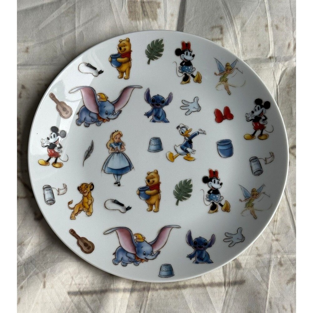 Disney Characters, Disney 100 years Plate - Mickey, Minnie, Pooh, Alice, Stitch